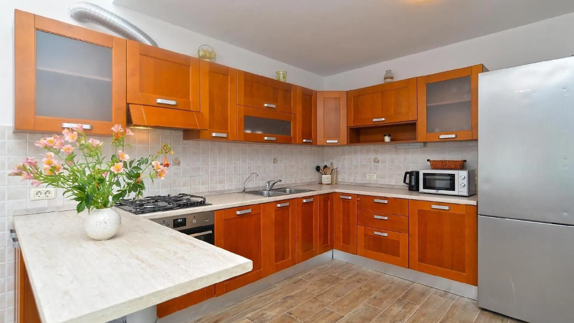 Ferienhaus Mit Privatpool Fuer 8 Personen Ca 180 Qm In Liznjan, Istrien Suedkueste Von Istrien 0*, Liznjan