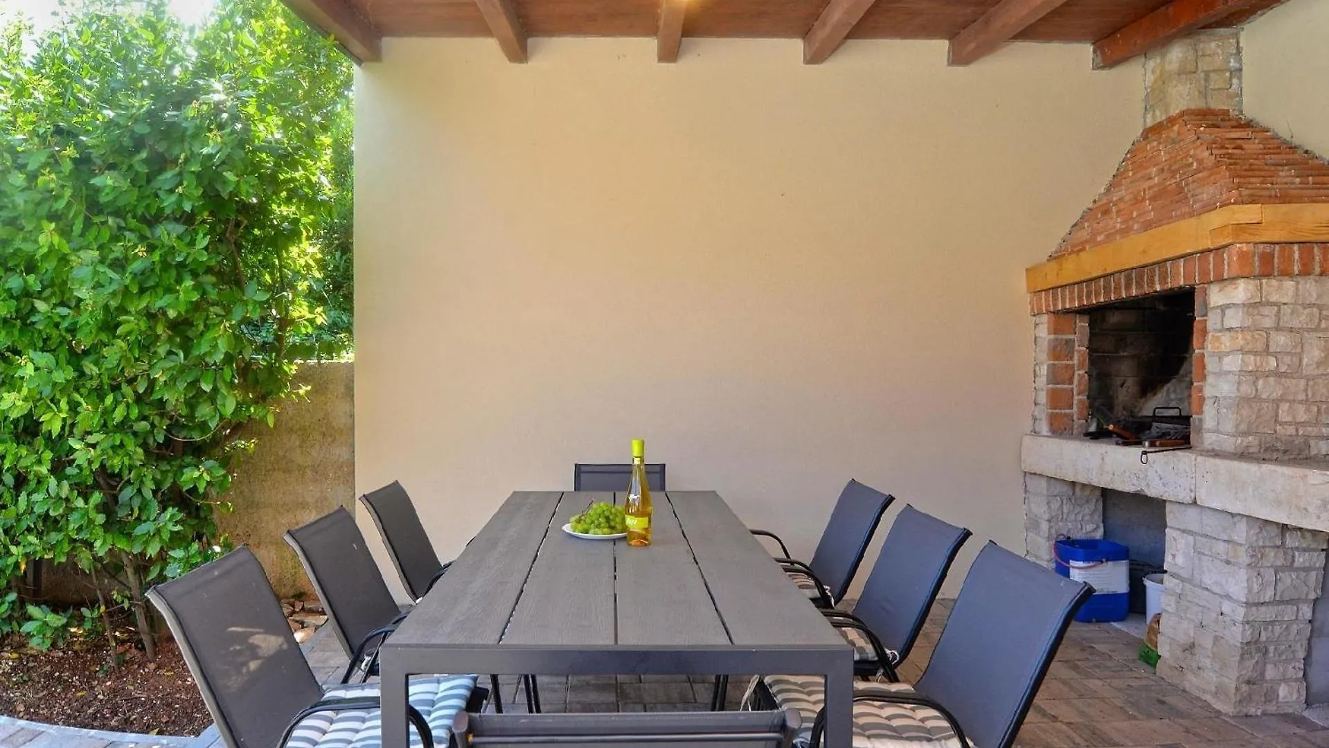 Holiday home Ferienhaus Mit Privatpool Fuer 8 Personen Ca 180 Qm In Liznjan, Istrien Suedkueste Von Istrien