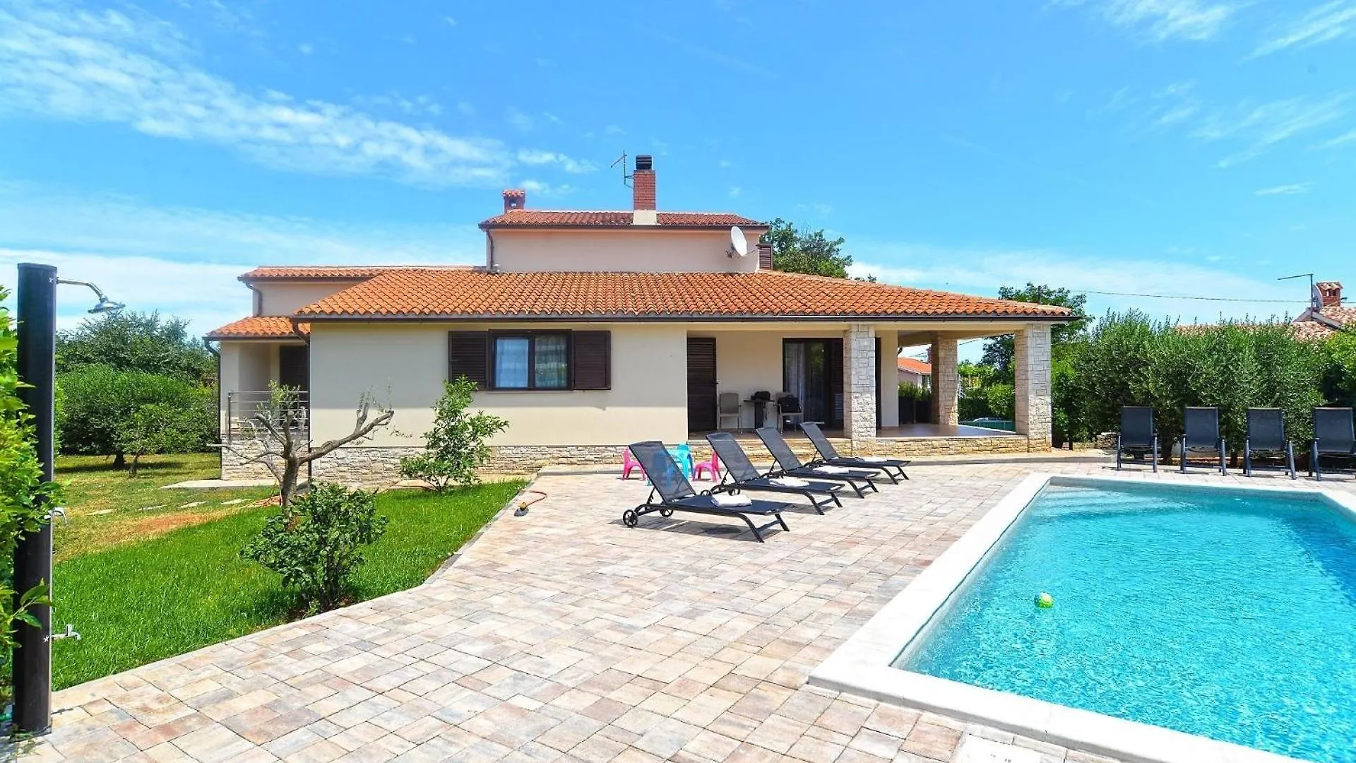 Holiday home Ferienhaus Mit Privatpool Fuer 8 Personen Ca 180 Qm In Liznjan, Istrien Suedkueste Von Istrien Croatia